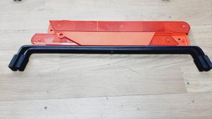 Знак аварийной остановки Mercedes-Benz A-Class 1997-2004 Б/У Знак аварийной остановки Mercedes-Benz A-Class 1997-2004