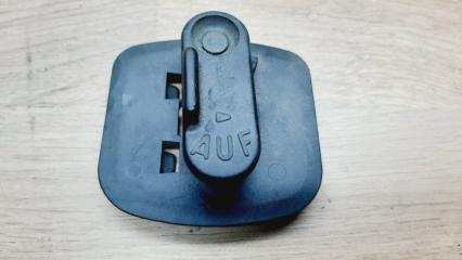 Крепление аварийного знака Mercedes-Benz C-Class 1993-2001