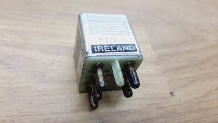 Реле Mercedes-Benz E-Class 1991