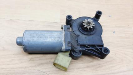 Моторчик стеклоподъемника передний правый Mercedes-Benz E-Class 1999 Б/У Моторчик стеклоподъемника передний правый Mercedes-Benz E-Class 1999