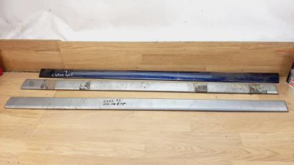 Молдинг на дверь передний левый Mercedes-Benz CLK-Class 1999 Б/У Молдинг на дверь передний левый Mercedes-Benz CLK-Class 1999