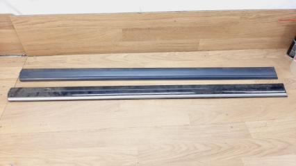 Молдинг на дверь передний левый Mercedes-Benz C-Class 1993-2001 Б/У Молдинг на дверь передний левый Mercedes-Benz C-Class 1993-2001