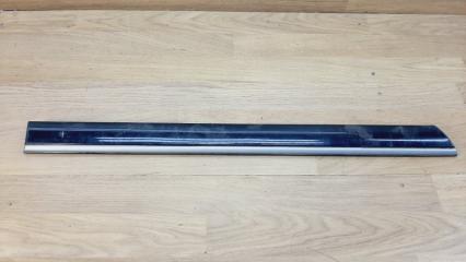 Молдинг на дверь задний правый Mercedes-Benz C-Class 1993-2001 Б/У Молдинг на дверь задний правый Mercedes-Benz C-Class 1993-2001