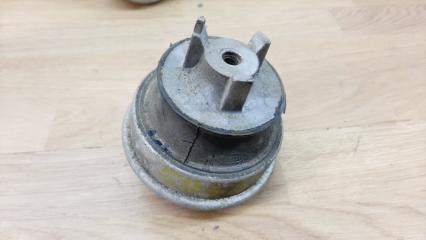 Подушка двигателя (опора двигателя) Mercedes-Benz E-Class 1999