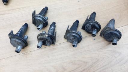 Клапан Mercedes-Benz E-Class 1995 Б/У Клапан Mercedes-Benz E-Class 1995