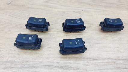 Кнопка обогрева Mercedes-Benz E-Class 1987 Б/У Кнопка обогрева Mercedes-Benz E-Class 1987