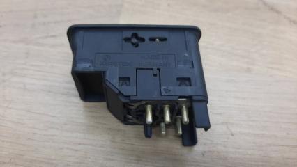 Кнопка салона E-Class 1987 W124 Кнопка салона E-Class 1987 W124