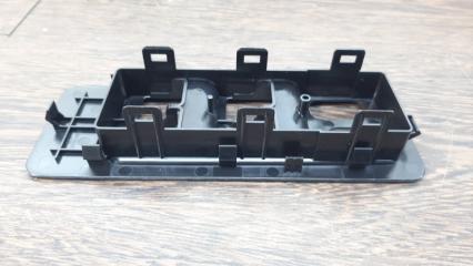 Накладка блока управления стеклоподъемниками S3 2016-2023