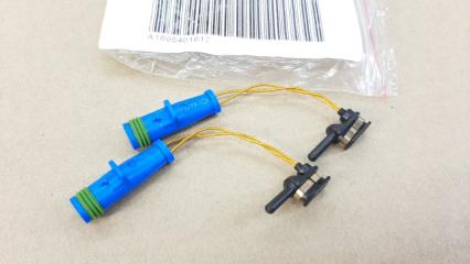 Запчасть датчик износа тормозных колодок Mercedes-Benz A-Class 2009