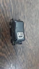 Фото запчасти кнопка салона Mercedes-Benz C-Class 1993-2001 Б/У запчасть Запчасть кнопка салона Mercedes-Benz C-Class 1993-2001