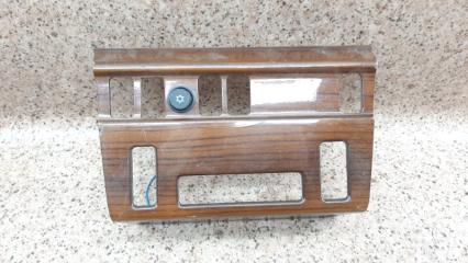 Накладка салона Mercedes-Benz E-Class 1992 Б/У Накладка салона Mercedes-Benz E-Class 1992