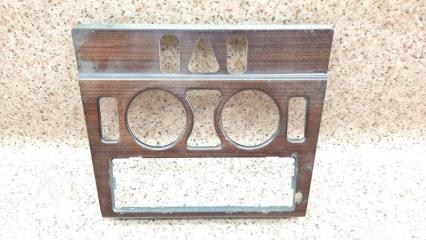 Накладка консоли Mercedes-Benz C-Class 1993-2001 Б/У Накладка консоли Mercedes-Benz C-Class 1993-2001