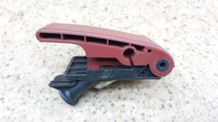 Запчасть ручка капота Mercedes-Benz E-Class 1984-1997