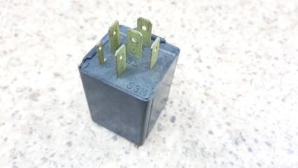 Запчасть реле Saab 9000 1987-1998