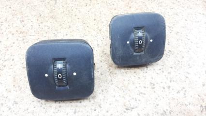 Фото запчасти кнопка салона Mercedes-Benz S-Class 1998-2005 Б/У запчасть Запчасть кнопка салона Mercedes-Benz S-Class 1998-2005