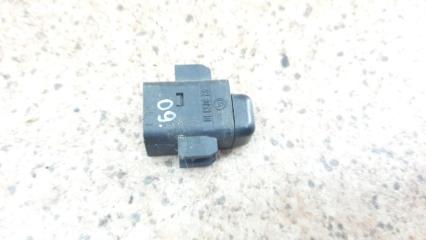 Фото запчасти кнопка салона Mercedes-Benz S-Class 1991-1998 Б/У запчасть Запчасть кнопка салона Mercedes-Benz S-Class 1991-1998