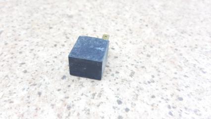 Фото запчасти реле Daewoo Nexia 1995-2008 Б/У запчасть Запчасть реле Daewoo Nexia 1995-2008