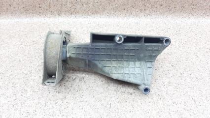 Запчасть кронштейн двигателя Лада Калина 2004-2013