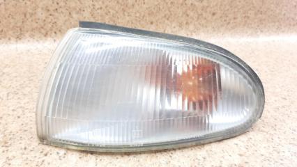 Запчасть поворотник передний левый Mitsubishi Lancer 1991-1995