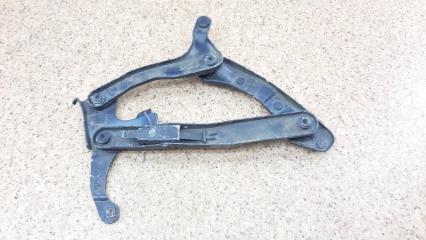 Петля капота правая Mercedes-Benz C-Class 1993-2001