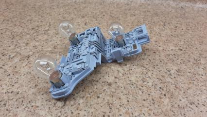 Плата фонаря задняя левая Mercedes-Benz C-Class 2011-2015