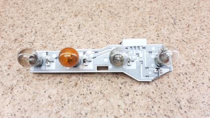 Запчасть плата фонаря задняя левая Skoda Fabia 1999-2004