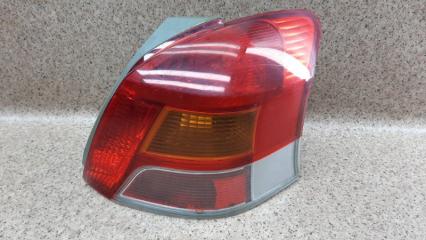 Запчасть фонарь правый Toyota Vitz 2005-2010