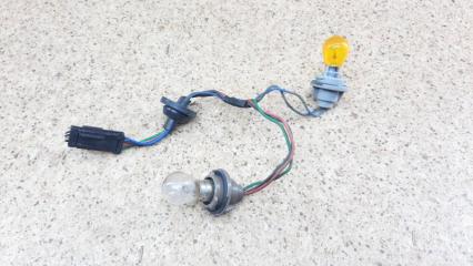 Фото запчасти патрон лампочки задний Subaru Legacy 1998-2003 Б/У запчасть Запчасть патрон лампочки задний Subaru Legacy 1998-2003