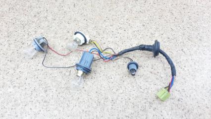 Фото запчасти патрон лампочки задний Daewoo Matiz 1997-2000 Б/У запчасть Запчасть патрон лампочки задний Daewoo Matiz 1997-2000