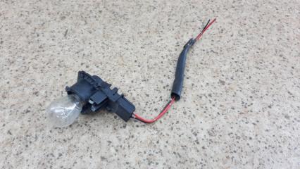 Запчасть патрон лампочки задний Mitsubishi Carisma 1995-1999