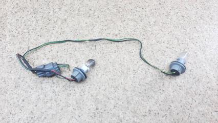 Фото запчасти патрон лампочки задний Honda CR-V 1995-1998 Б/У запчасть Запчасть патрон лампочки задний Honda CR-V 1995-1998