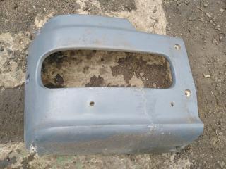 Часть бампера правый Mercedes-Benz Atego 1999