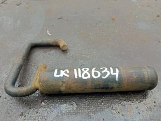 Фиксатор траверсы передний Mercedes-Benz LK 1999 Б/У Фиксатор траверсы передний Mercedes-Benz LK 1999