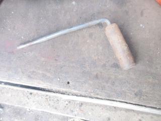 Фиксатор траверсы передний Mercedes-Benz LK 1999 Б/У Фиксатор траверсы передний Mercedes-Benz LK 1999