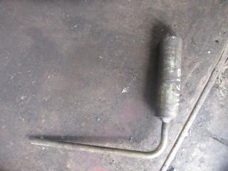 Фиксатор траверсы передний Mercedes-Benz LK 1999 Б/У Фиксатор траверсы передний Mercedes-Benz LK 1999