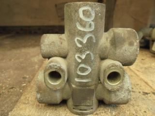 Распределитель 1999 Б/У Распределитель 1999