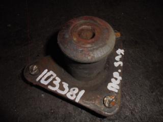 Кронштейн передней рессоры передний Mercedes-Benz 1999