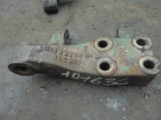 Кронштейн генератора Mercedes-Benz T2
