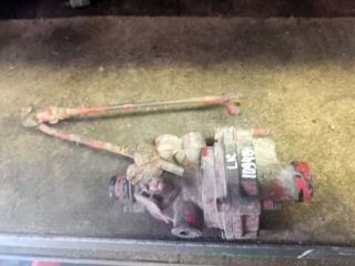 Кран регулятор тормозных сил Mercedes-Benz LK 1999