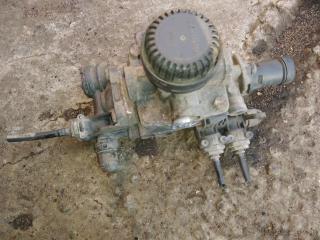 Кран регулятор тормозных сил Mercedes-Benz Atego 1999