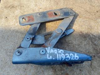 Петля капота левая Mercedes Vario 1998