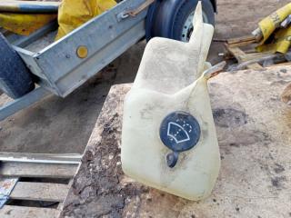 Бачок стеклоомывателя Mercedes Vario 1998 Б/У Бачок стеклоомывателя Mercedes Vario 1998