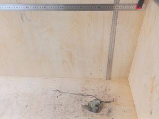 Замок двери внутренний правый Mercedes T2 711D 1991 Б/У Замок двери внутренний правый Mercedes T2 711D 1991