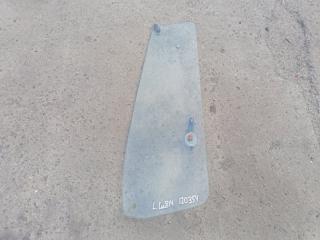 Форточка двери левая Mercedes LK 814 1991 Б/У Форточка двери левая Mercedes LK 814 1991