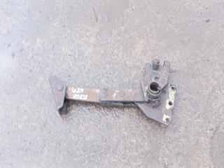 Упор кабины Мерседес LK 814 1990