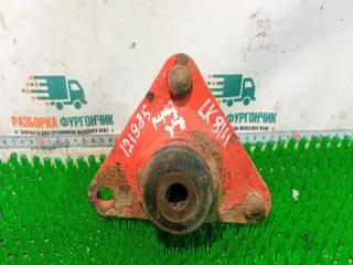 Кронштейн передней рессоры задний Mercedes LK 814 1993