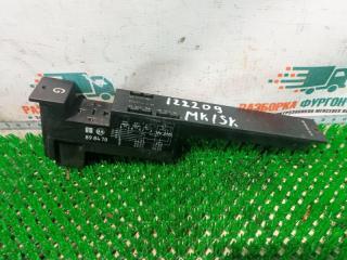 Блок предохранителей Mercedes MK 2433 1993