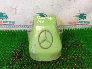 Крышка головки блока цилиндров Mercedes MK 1222 1983