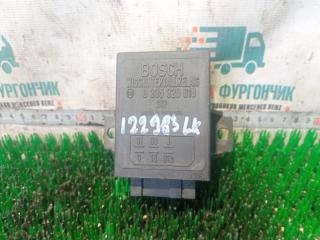 Реле интервала стеклоочистителей Mercedes LK 814 1993