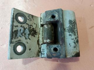 Петля двери правая Mercedes LK 814 1993